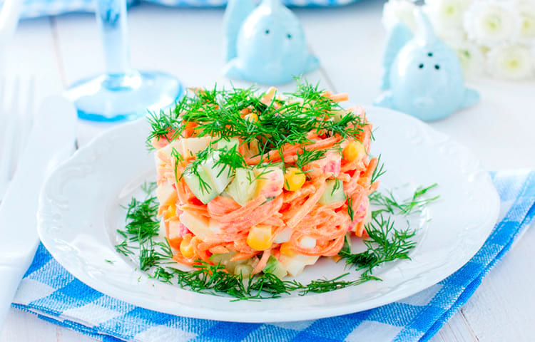ПП салат с грудкой и корейской морковью